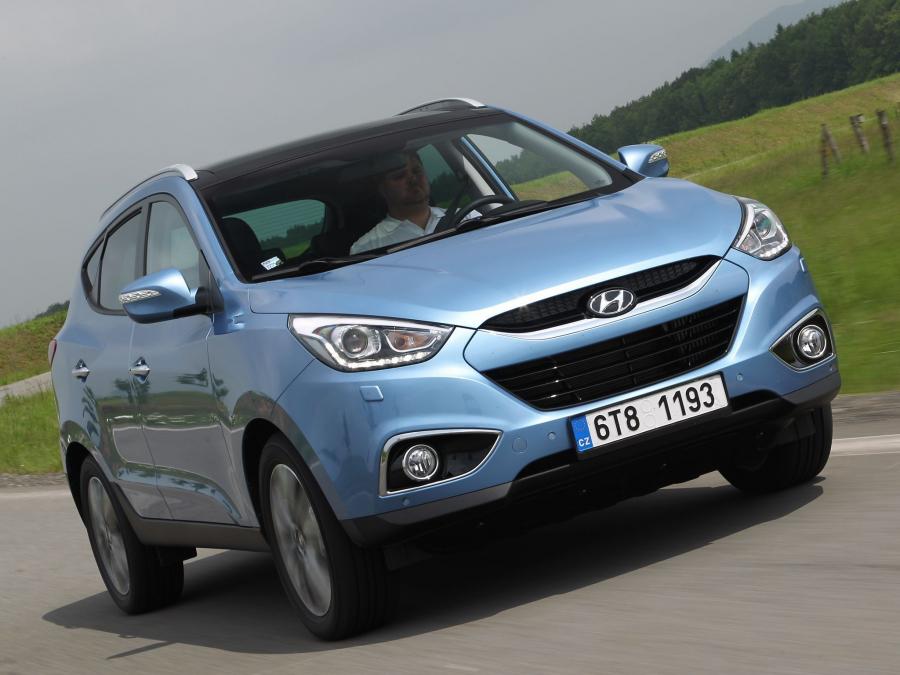  Hyundai ix35 2013 года  (фото 23 из 30)